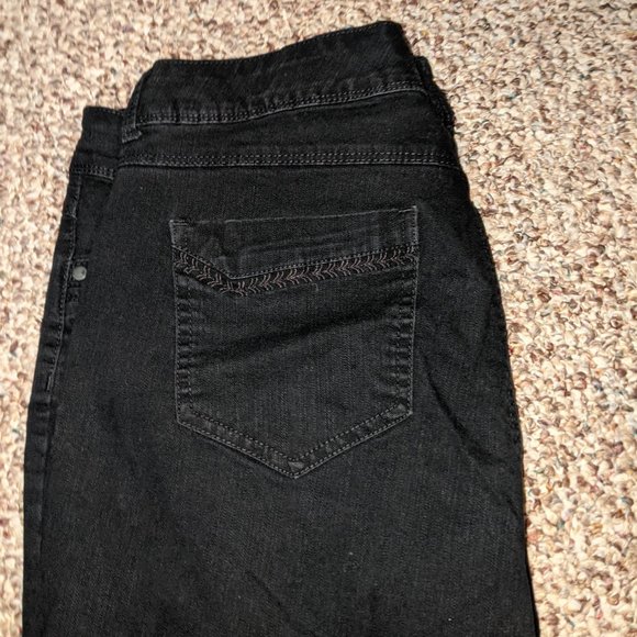 SKIMMER BLACK  CAPRIS  SZ  14 - Picture 3 of 3